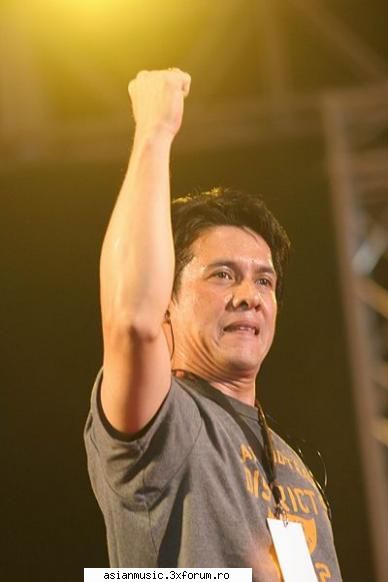 amphol lumpoon nascut pe 20 julie 1963 este un acotr thailandez ce a cantat rock intr-o trupa numita