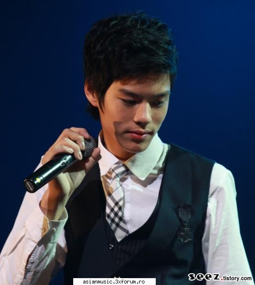nume : kim jin wan / : 9 septembrie , 1995 ( 14 : rapper kim jin wan
